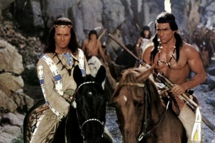 Supicihaju v tieni Winnetou Old Shatterhand a boj odhalujuci pravdu