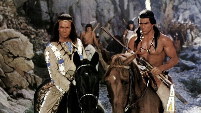 Supicihaju v tieni Winnetou Old Shatterhand a boj odhalujuci pravdu