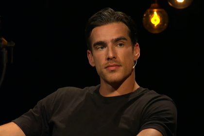 Adam Bardy o detstve bez otca hlas mu zlomil