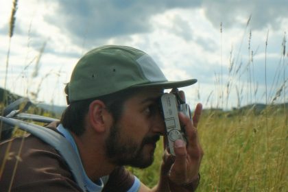 Krasna fotka Jakuba Jablonskeho s partnerkou a dcerkou