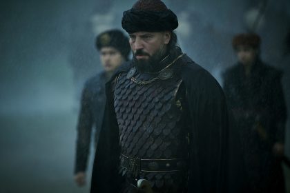 Sultana zo Strazcov koruny by ste na ulici nespoznali Herec Murathan Muslu ako iny clovek