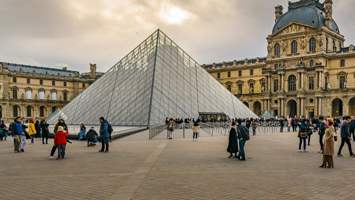 Louvre zvysuje vstupne pre mimoeuropskych navstevnikov