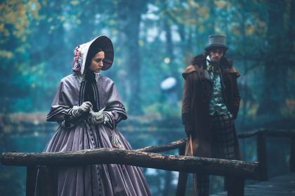 Zeny o ktorych sa v skole velmi neucilo Film Stur odhaluje skryte pribehy Adely a Katiky