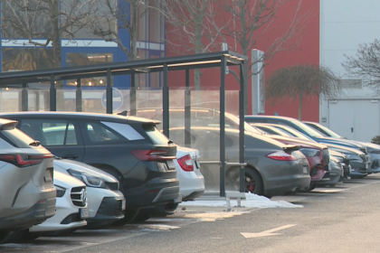 Bezplatne parkovanie na okraji Bratislavy sa konci parkovisko pri nakupnom centre bude spoplatnene