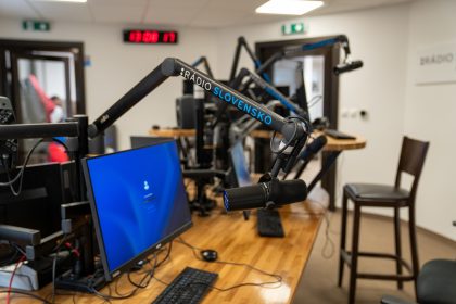 Smiech Lovecraft a DJ maraton Pozrite sa co chysta rozhlas na Silvestra