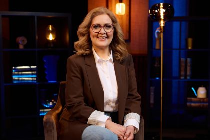 Znamy hlas z radia prichadza na obrazovku Dvojka spusta novu talkshow Medzi nami