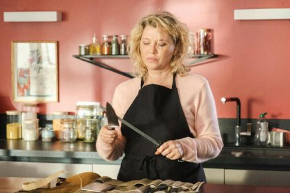 po rozvode musia opat spojit sily byvala sefkuchar ka a policajt sa snazic vyriesit seriu zlocinov