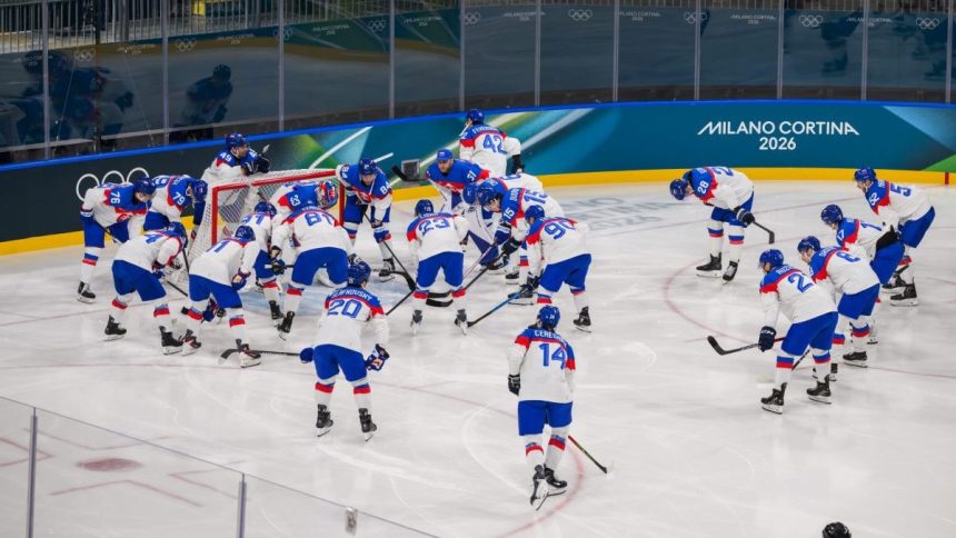 Aj s Cehlrikom Pospil mimo hry Slovensko nastpi proti vdsku s pozmenenmi tokmi