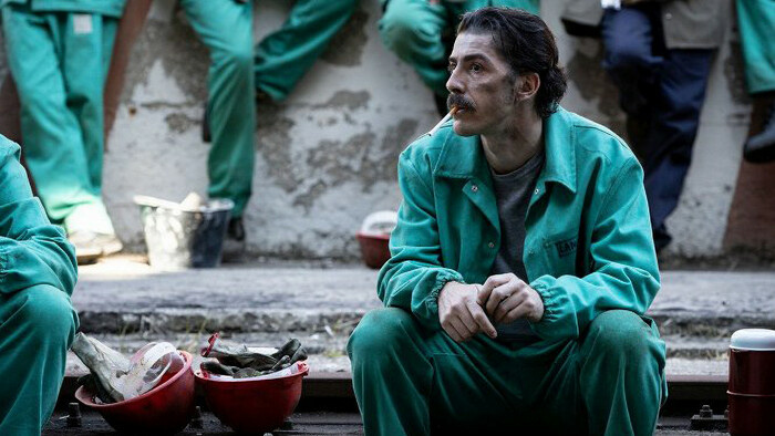 Pracovisko kde vas psychicky znicia Skutocny pribeh ktory otriasol Talianskom