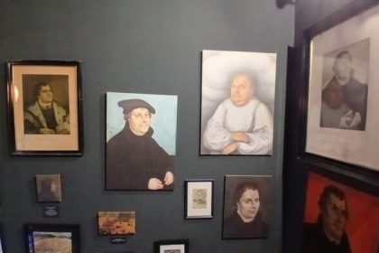 Muzeum Lutherovej reformacie na Slovensku V muzeu oznamenie Radio Slovensko