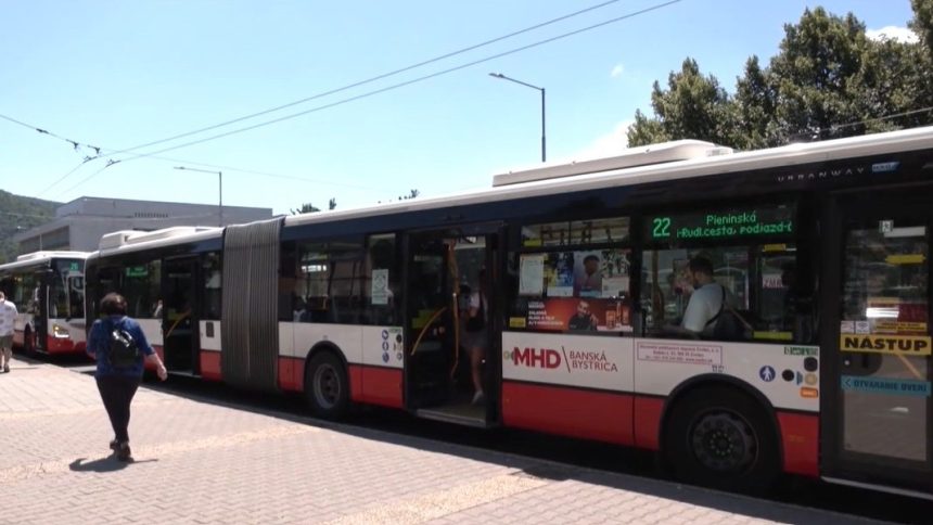 Mnoho vozidiel MHD stale nema klimatizaciu Prezili sme jazdu pocas vlny extremnych horucav