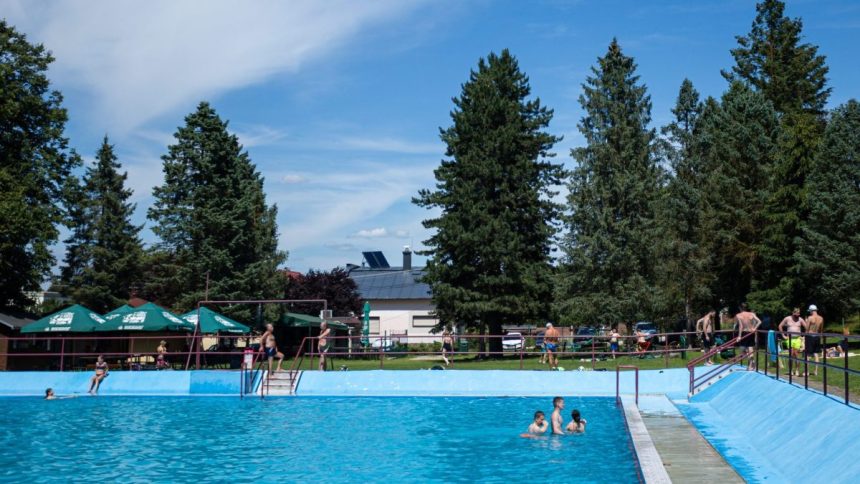 SHMU varuje pred vysokymi teplotami najma na zapade Slovenska v najblizsich dnoch moze padnut narodny rekord
