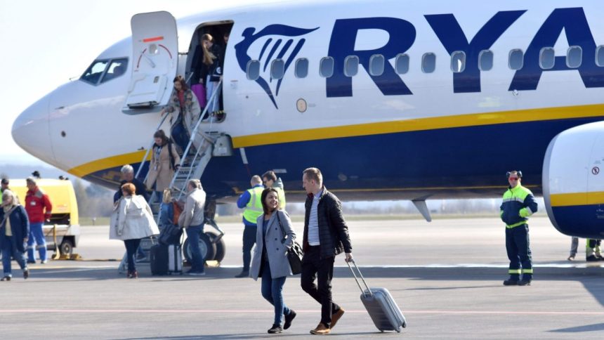Spolocnost Ryanair zmenila pravidla sedenia v lietadlach pre rodiny