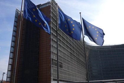 Staty Europejskiej unie schvalili zacatie pristupovych rokovani s Ukrajinou a Moldavskom