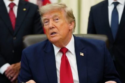 Americka armada ukoncila dalsiu vlnu utokov na Iran Krajinu sme vratili do doby kamennej vyhlasil Trump