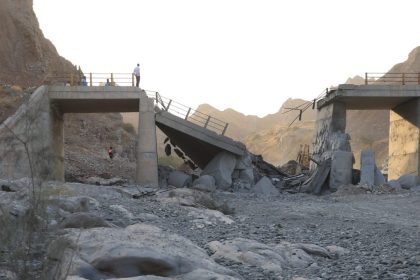 Armada USA vykonala nove utoky ako odvetu za smrt americkych vojakov Iran sa branil utokmi