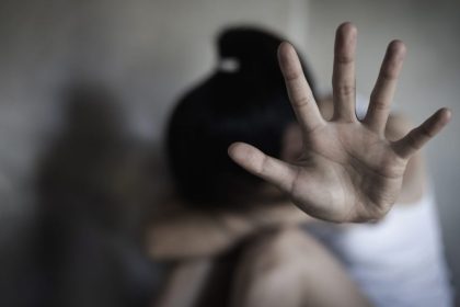 Europol sa po prvykrat zameral na online siete zdruzujuce muzov ktore omamovali a sexualne zneuzivali svoje partnerky