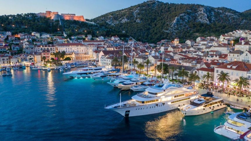 Je Chorvatsko drahsie ako konkurencia Porovnanie cien odhalilo kde turisti pri Stredozemnom mori zaplatia najviac