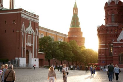 Moskva ostro reaguje na zavery samitu NATO v Ankare a upozornuje na zvysenu militarizaciu Evropy