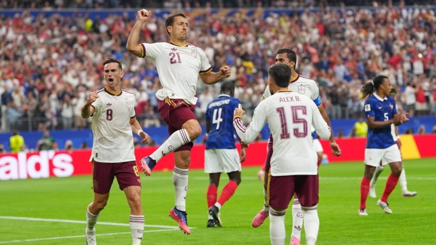 VIDEO Spanieli vo finale v semifinale MS prekvapili doteraz dominantne Francuzsko