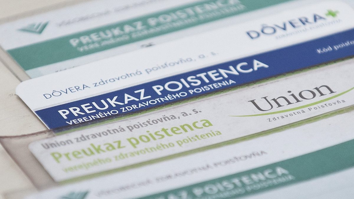 Zdravotne poistovne Dovera a Union sa zlucia podpsali zmluvu o prevode akcii