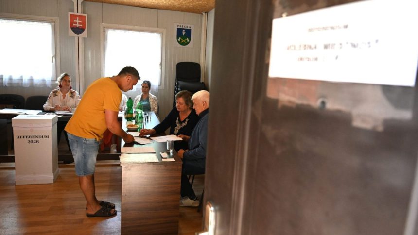 buducnost referenda na slovensku politici vidia rozne alternativy ako by system mohol pokracovat