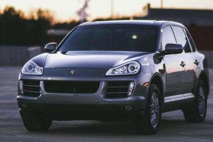 hovori sa o ukonceni vyroby modelu porsche cayenne na slovensku automobilka to nekomentuje