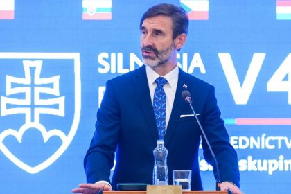 minister j blanar predstavil program predsednictva slovenska vo v4 a vymenoval styri priority