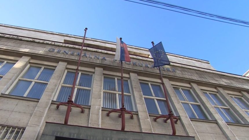pre bombovu hrozbu evakuovali budovu generalnej prokuratury je to smutna vizitka tejto doby reagoval m zilinka