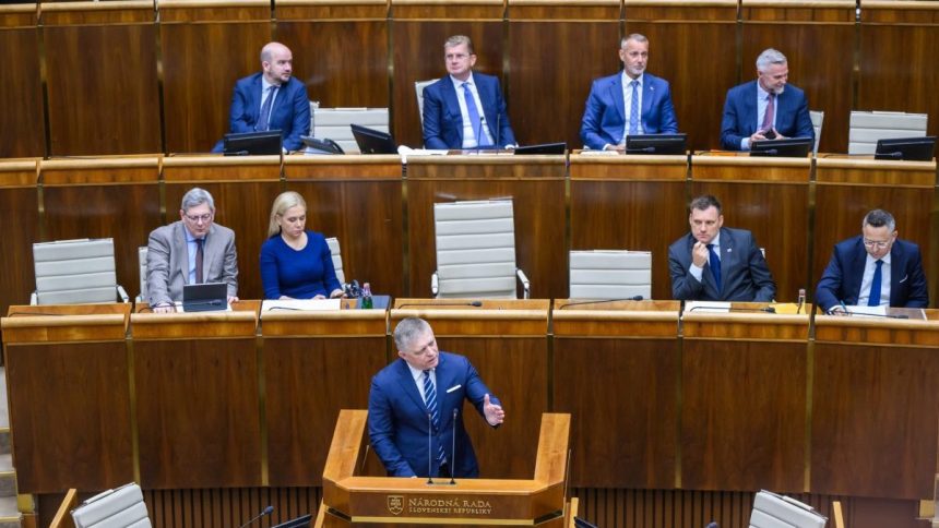 prieskum nms volby by vyhralo ps len s miernym naskokom pred smerom mensie strany rastu na ukor velkych