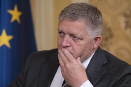prieskum saner voby by vyhral smer na vladnutie by to vsak nestacilo republika a sas rastu