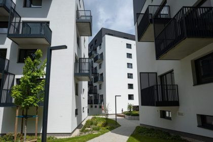 Byvanie na Slovensku dlhodobo zdrauje na byt nemus stai ani dobr plat NBS chce pomc prvokupujcim