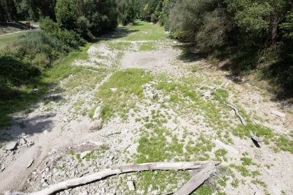 FOTO privot Dunaja dosiahol v tomto roku svoje historicke minimum potvrdili meteorologovia
