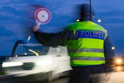 Nemecko znova predlzi kontroly na hranicach berlin tvrdi ze su nevyhnutne v boji proti migracii
