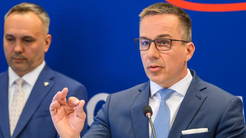 Pocet falosnych PN sa znizuje Nov system Socialnej poistovne usetril desiatky milionov eur