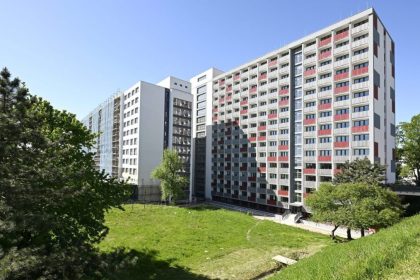 studenti sa coskoro vratia do bratislavy kto nedostane izbu na internate musi hladat alternativu
