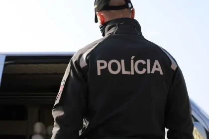 Dvaja stredoškoláci čelia obvineniu z prípravy vraždy spolužiaka