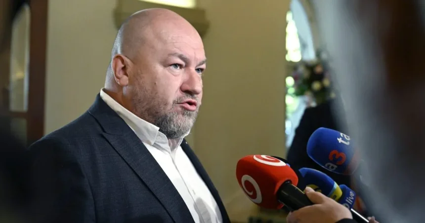 Huliak chce zmeniť pravidlá: financie by nemal dostať SFZ, ale priamo kluby