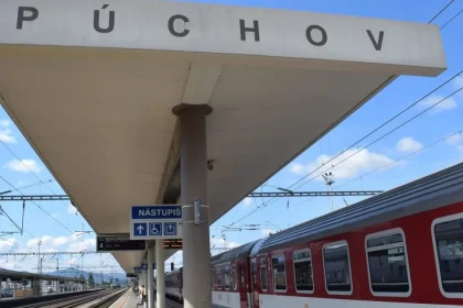 Ministerstvo po tlaku verejnosti zachová dve zastávky Tatranu