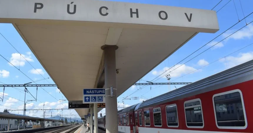 Ministerstvo po tlaku verejnosti zachová dve zastávky Tatranu