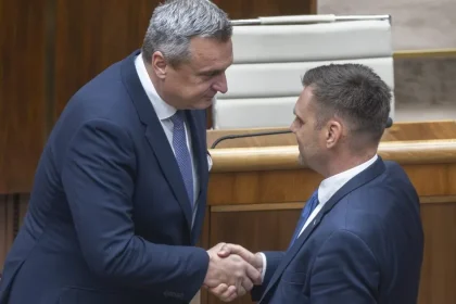Parlament odvolal Tarabu z funkcie ministra životného prostredia