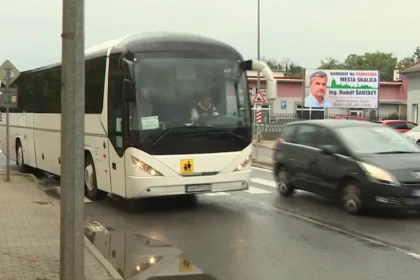 Ranný autobus mešká, žiaci medzi Kútmi a Skalicou prichádzajú neskoro