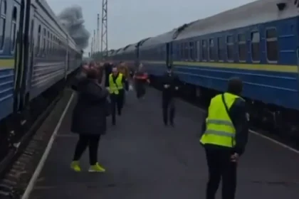 Ruský dron zasiahol vlak z Kyjeva do Varšavy