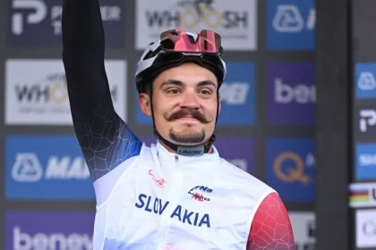 Slovensko reprezentoval na MS v cyklistike masér. Jeho príbeh teraz obletel svet