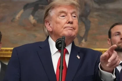Trump odmietol iránsky návrh na prímerie aj otvorenie Hormuzského prielivu