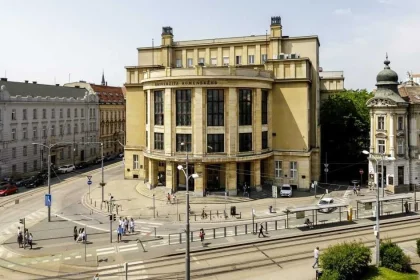 Univerzity riešia ukončenie štúdia stážou namiesto záverečnej práce