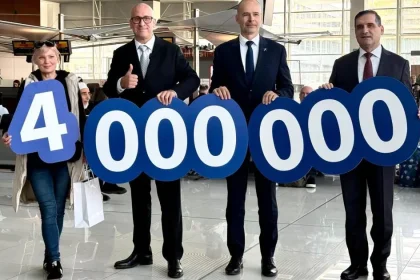 Bratislavské letisko prekonalo štyri milióny, jubilejnou cestujúcou je Petra z Nitry