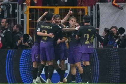 Liga majstrov: Šláger kola PSG – Barcelona, Slovan nastúpi na ihrisku AS Rím