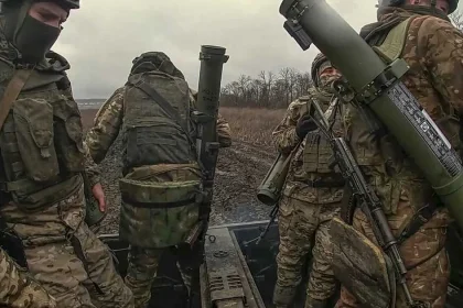 Na ruskej strane zomierajú aj tínedžeri: časť donútili, iní išli dobrovoľne