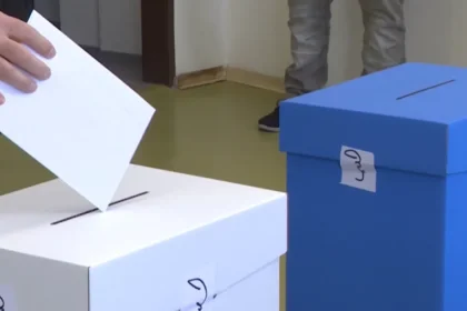 Niekde o víťazstve rozhodlo len zopár hlasov, v šiestich obciach budú voľby opakovať